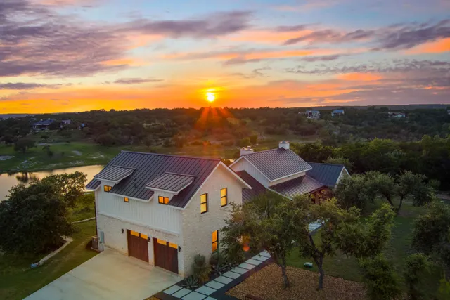 Wander Wimberley Hills #2