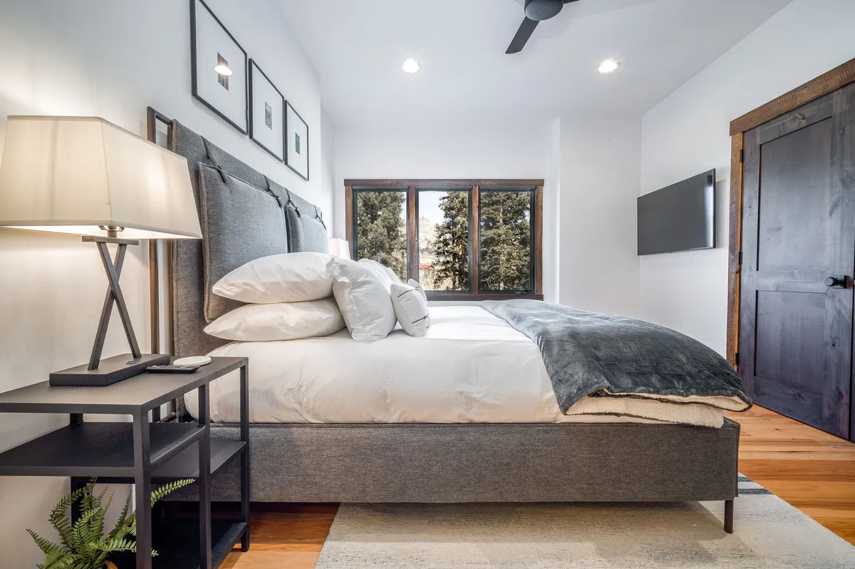 Wander Telluride Winterleaf #31