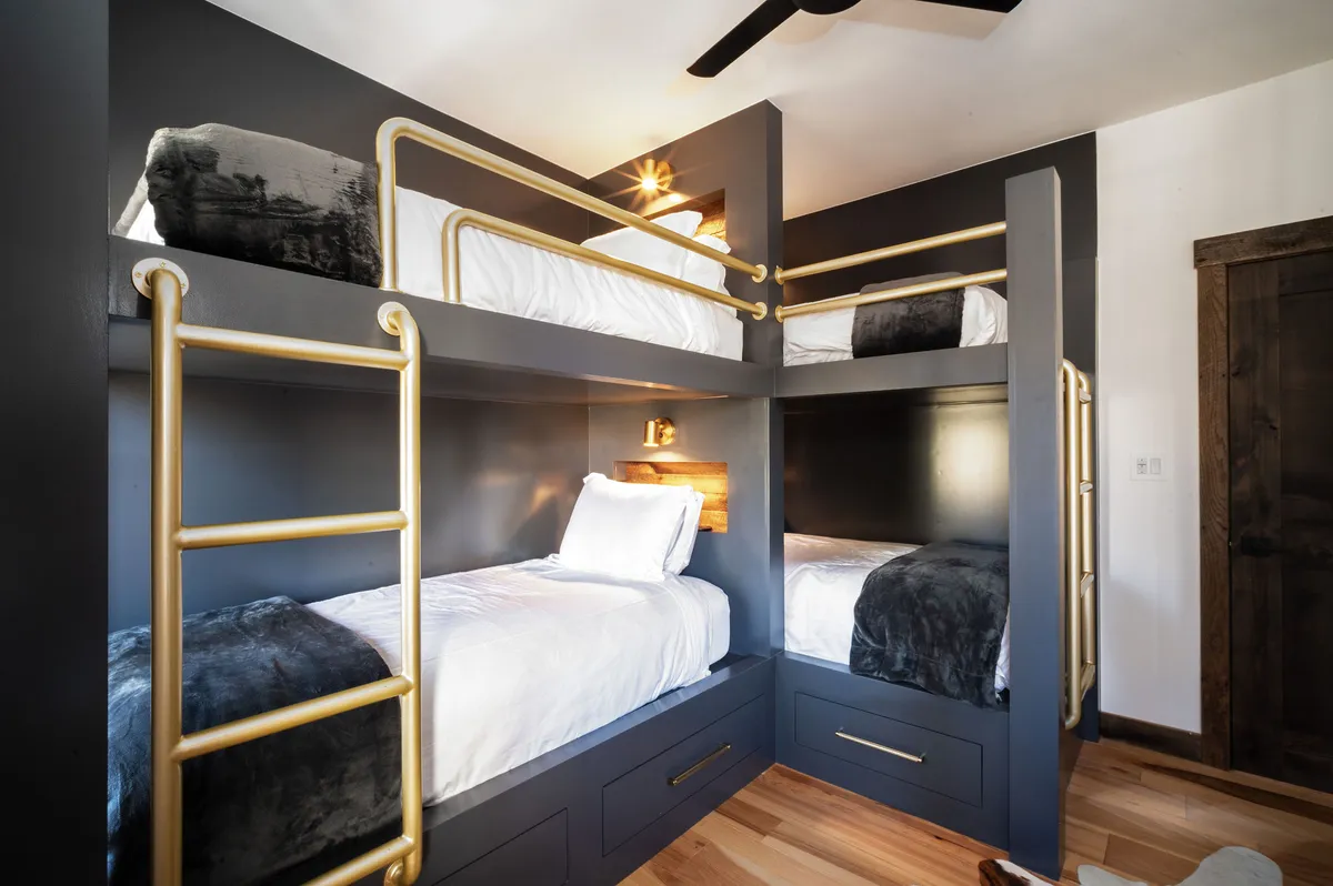 Bedroom 4 image
