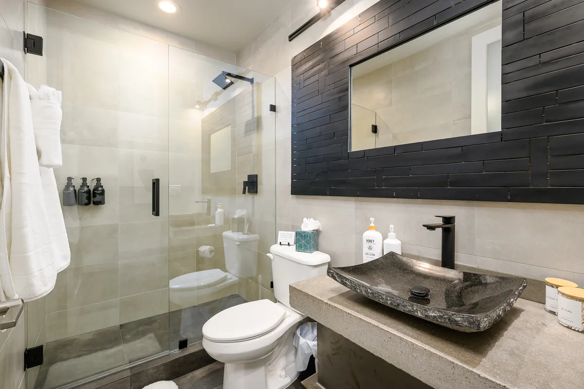 Wander Cave Creek Oasis