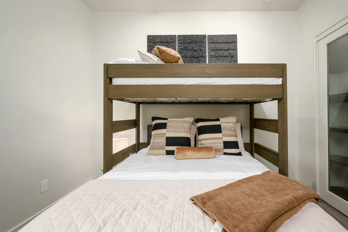 Wander Cave Creek Oasis #52