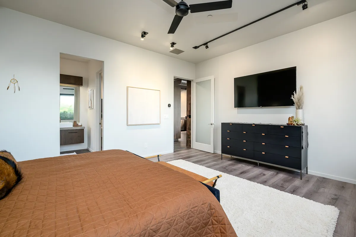 Wander Cave Creek Oasis #64