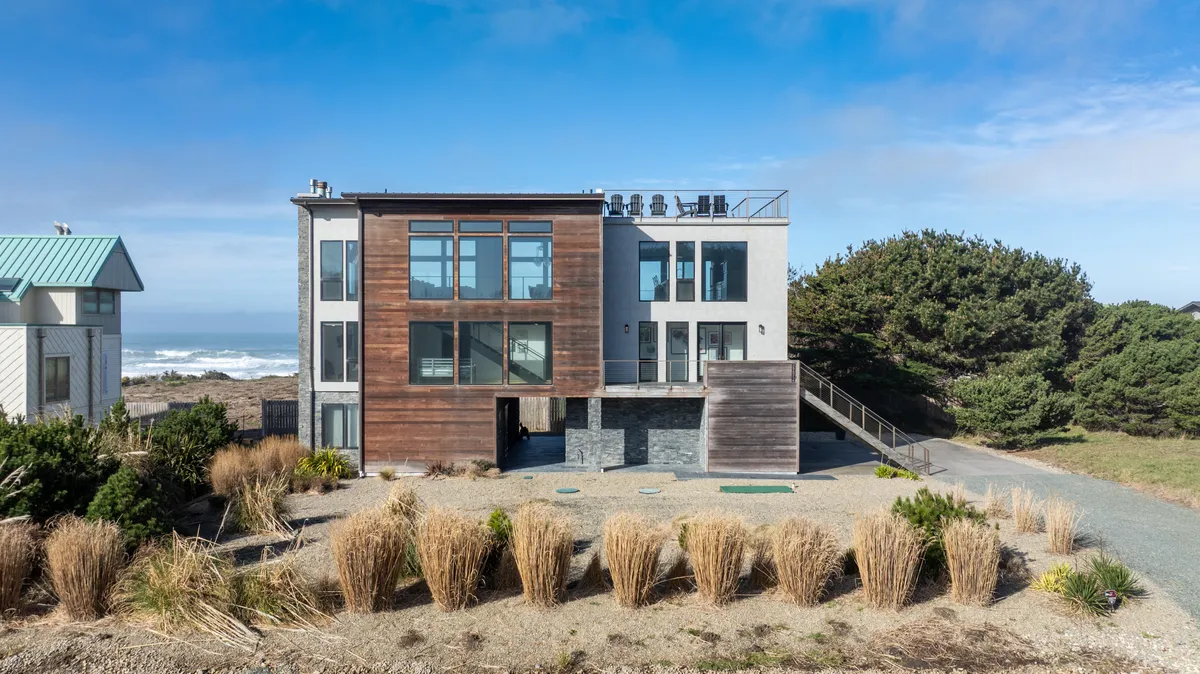 Wander Bandon Coast #1