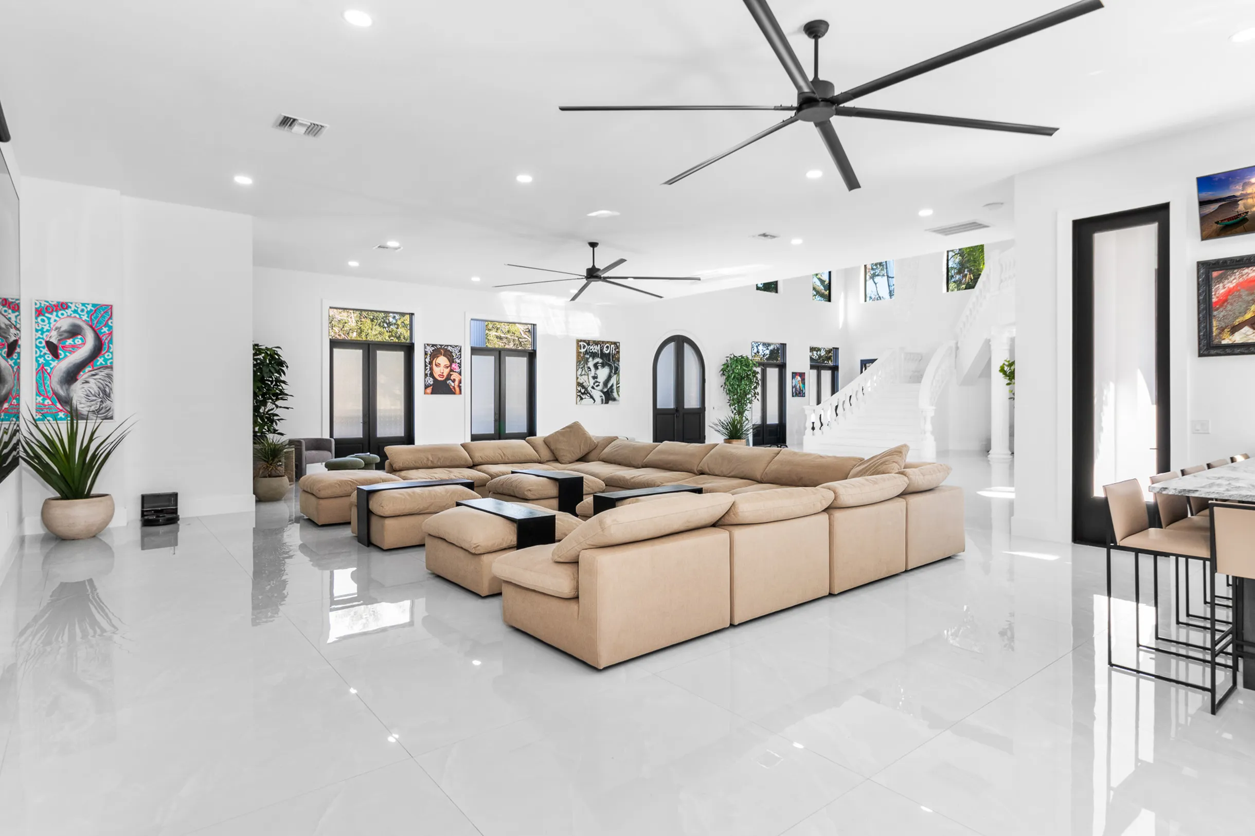 Wander Tampa Estate #68