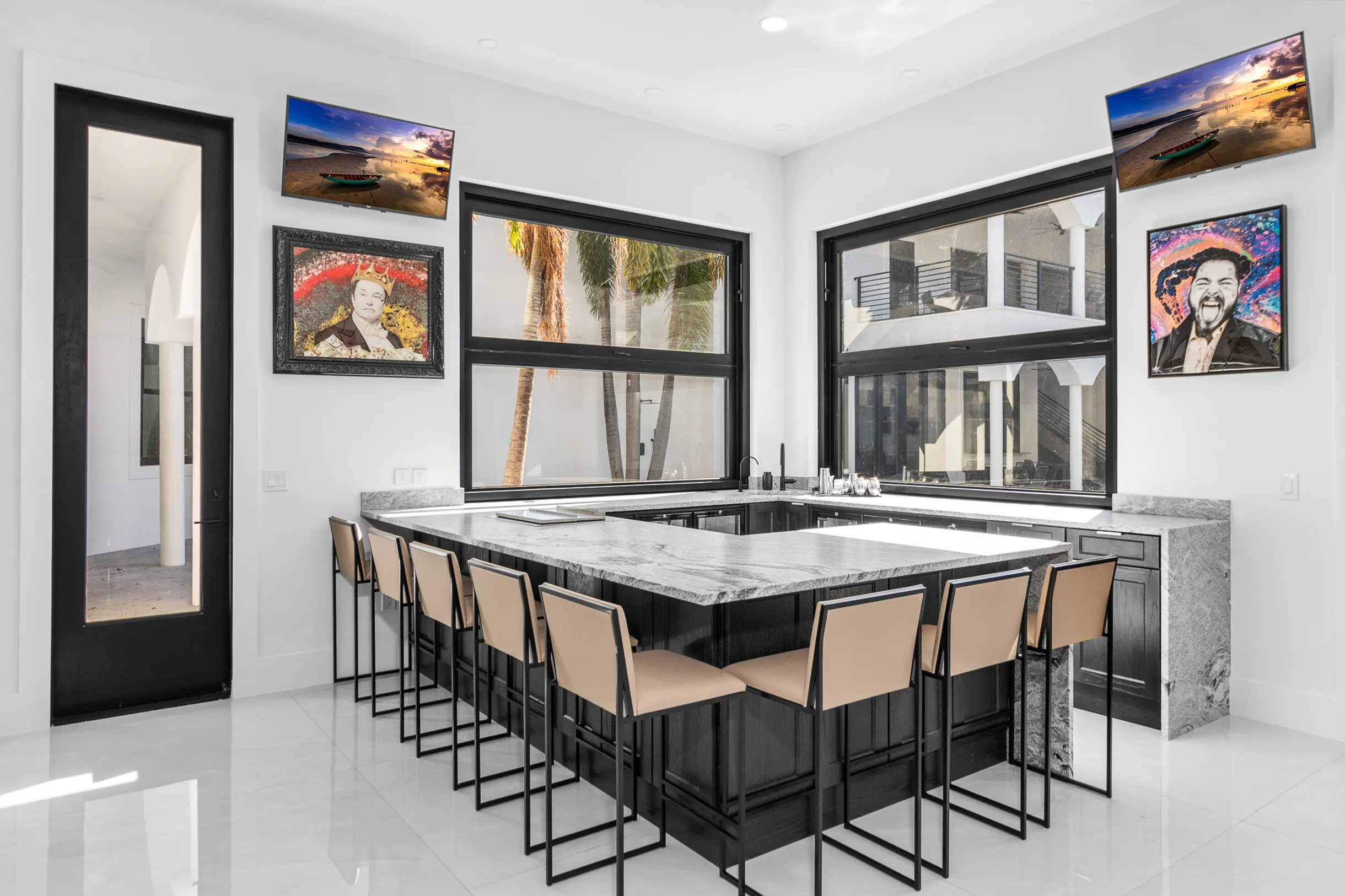 Wander Tampa Estate #23