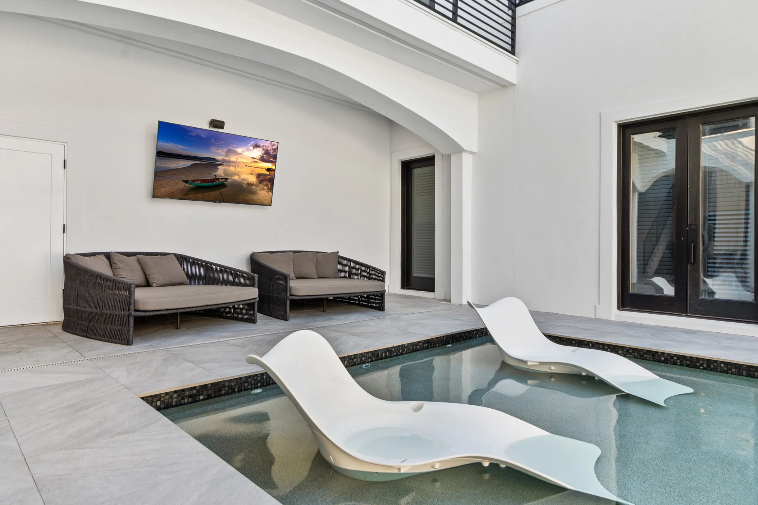 Wander Tampa Estate #50