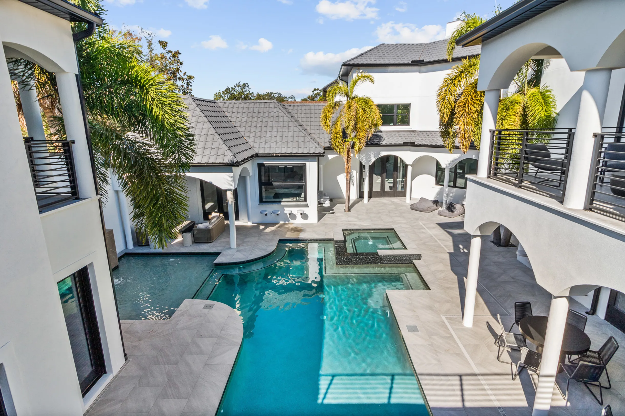 Wander Tampa Estate #60