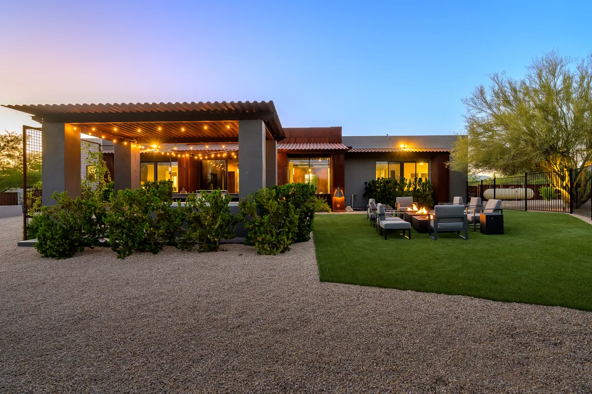 Wander Cave Creek Oasis