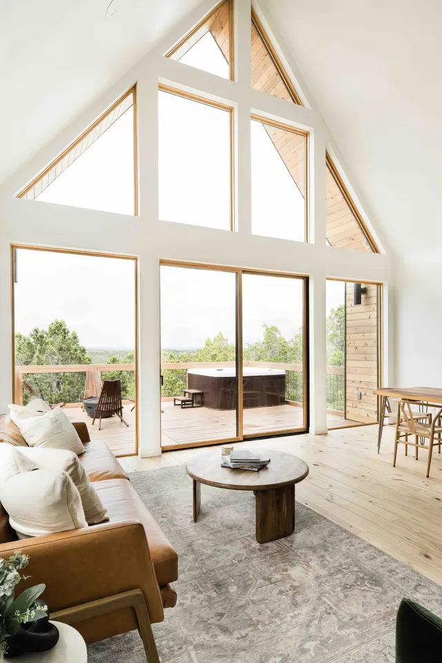 Wander Canyon Lake Hills