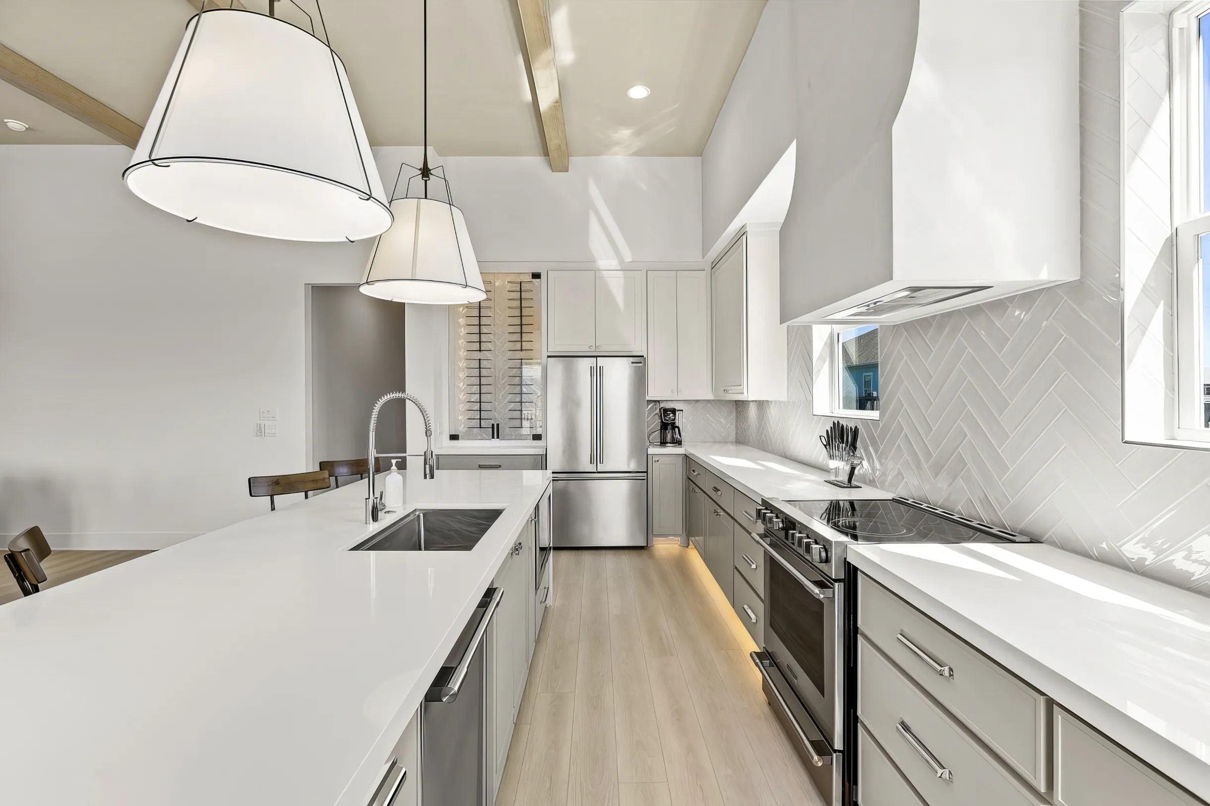 500 ft to beach~Wine Cellar~Golf Cart~Fire~For 14 #40