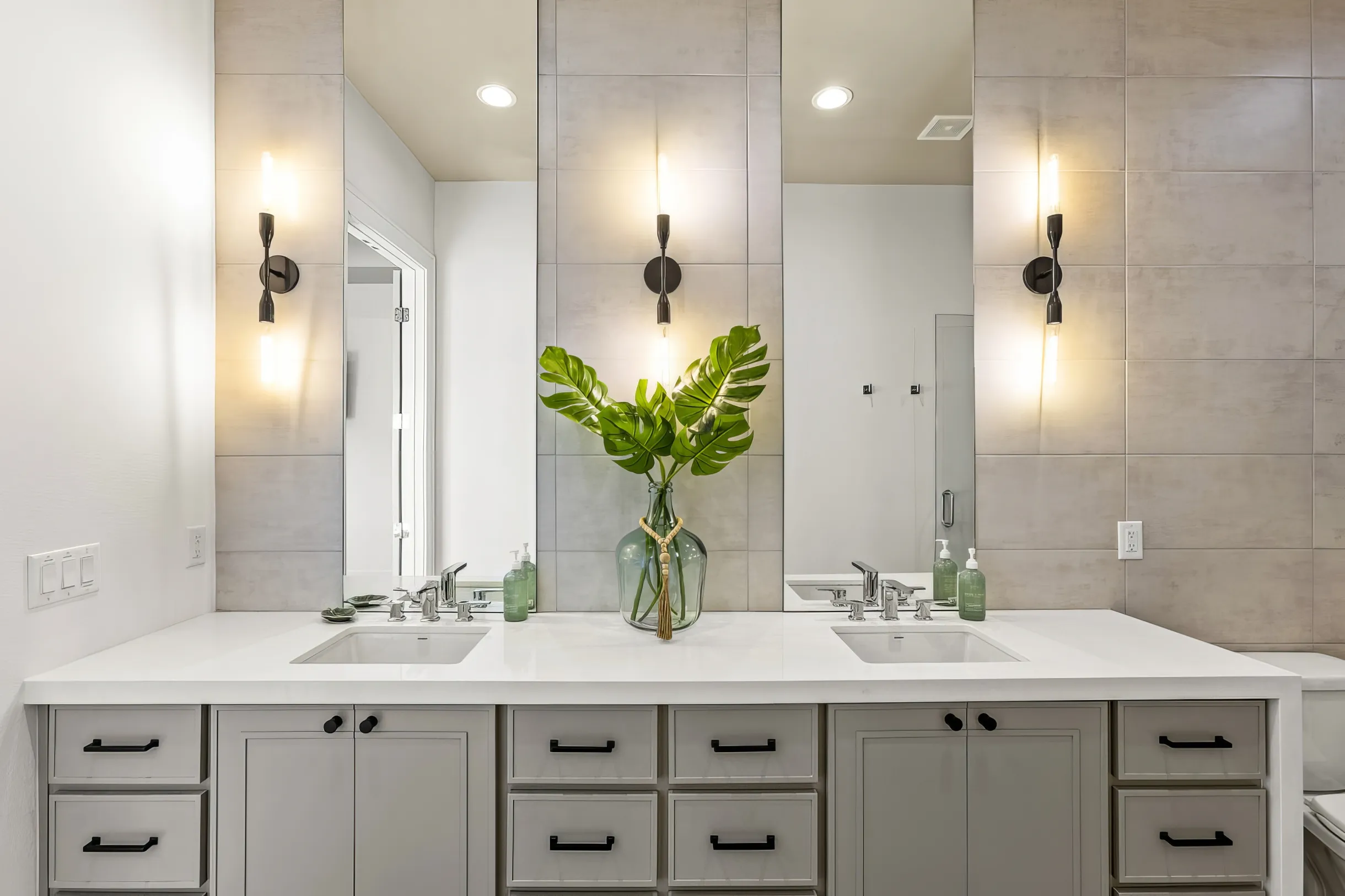 500 ft to beach~Wine Cellar~Golf Cart~Fire~For 14 #23