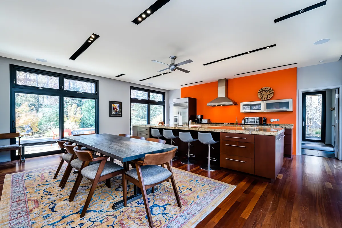 Wander Harbert Escape