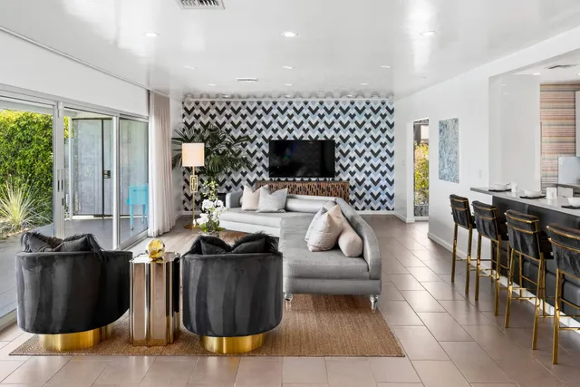 Wander Palm Springs Tuscany #3