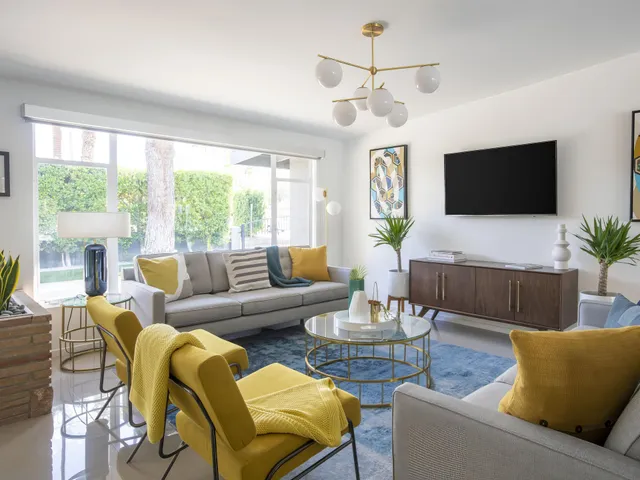 Wander Palm Springs Elm #3