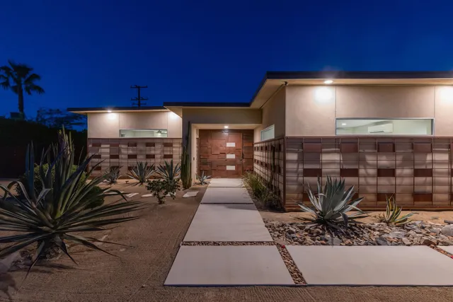 Wander Palm Springs Sanctuary #4