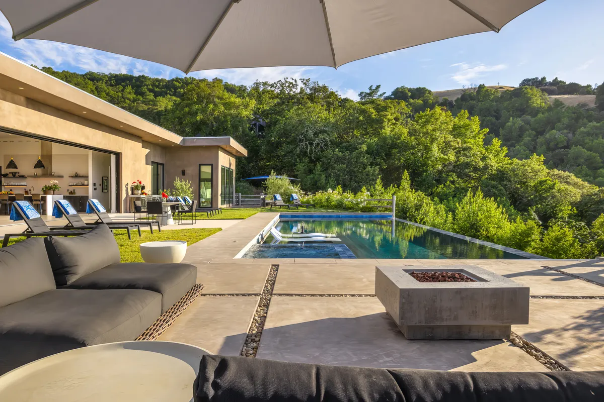 Wander Sonoma Mountain