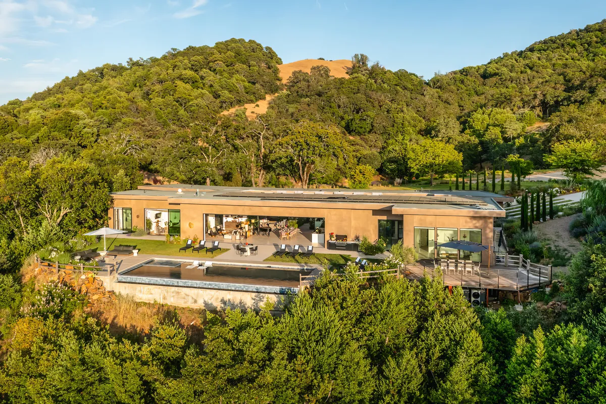 Wander Sonoma Mountain