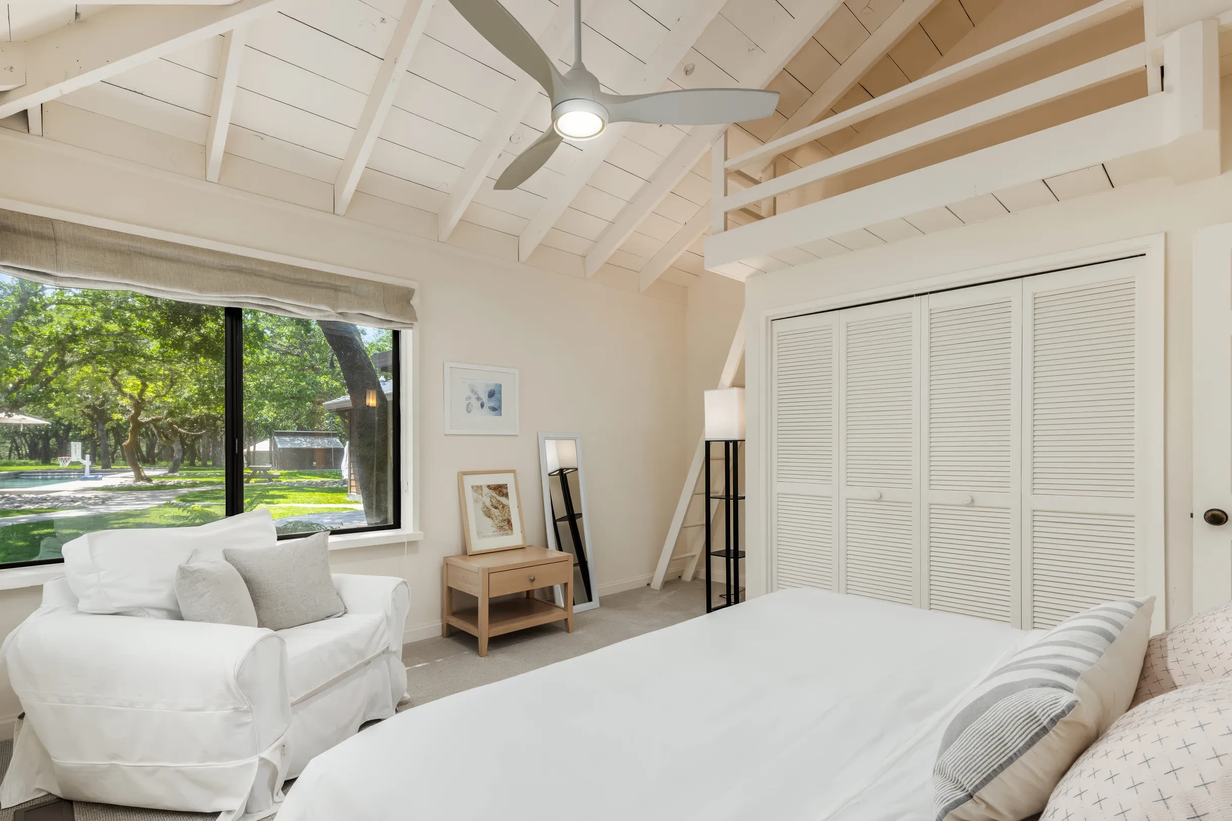 Wander Kenwood Retreat #25