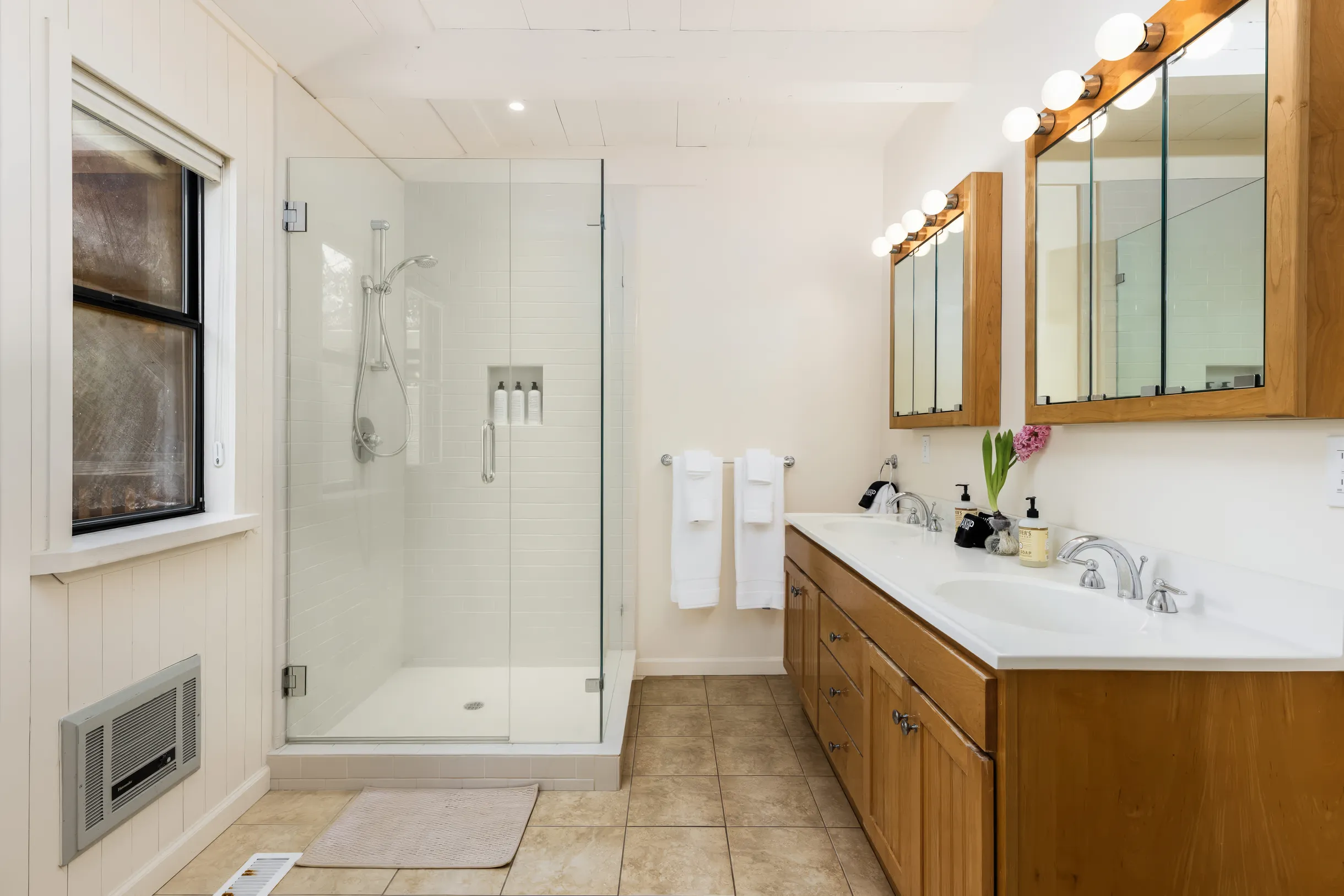 Wander Kenwood Retreat #12