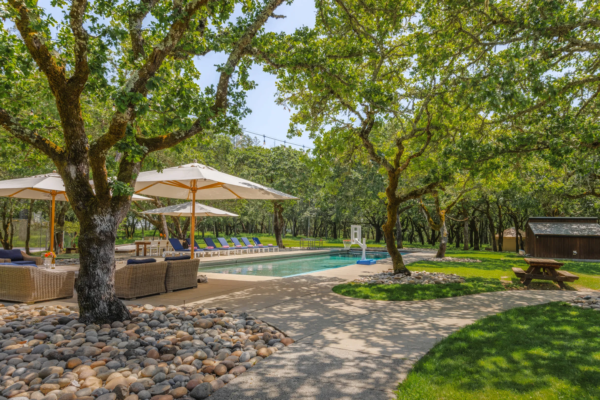 Wander Kenwood Retreat #44