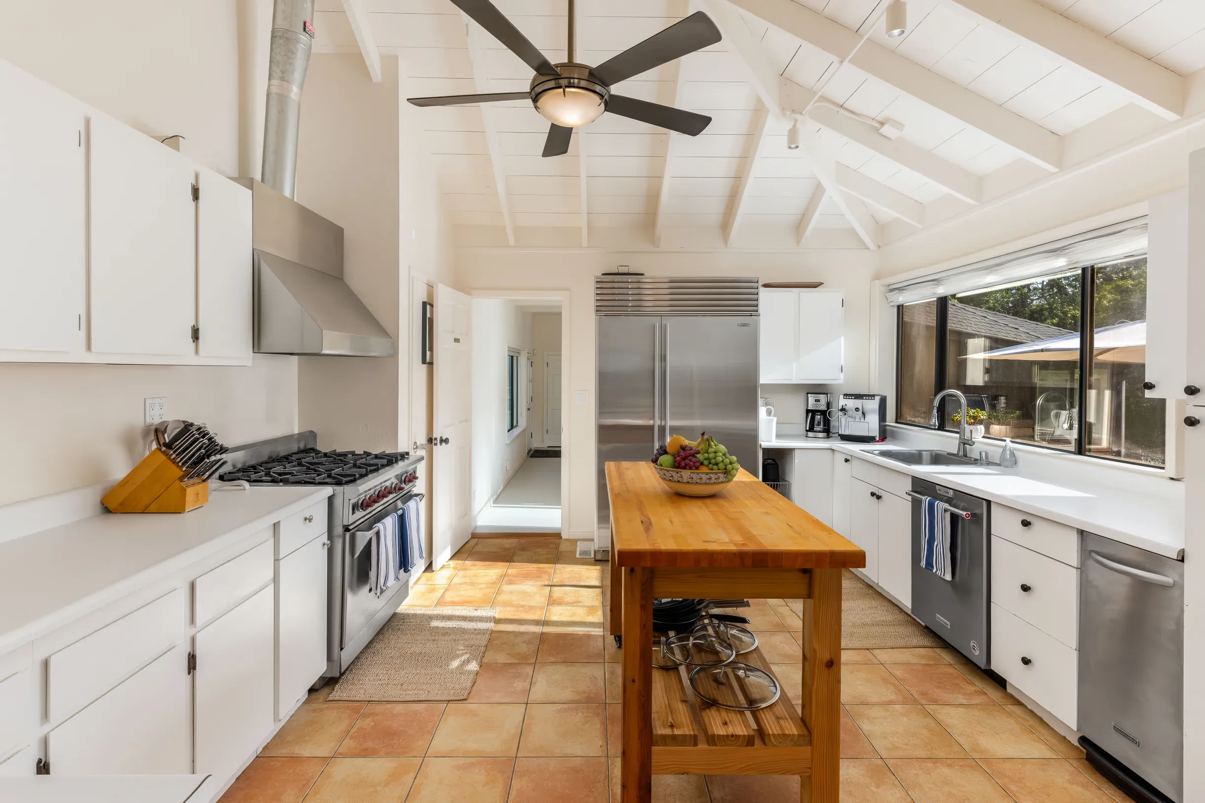 Wander Kenwood Retreat #33