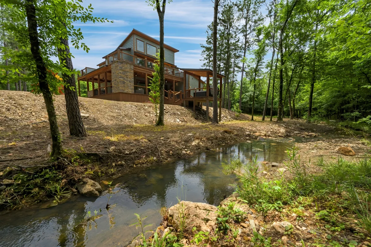 Wander Broken Bow Summit