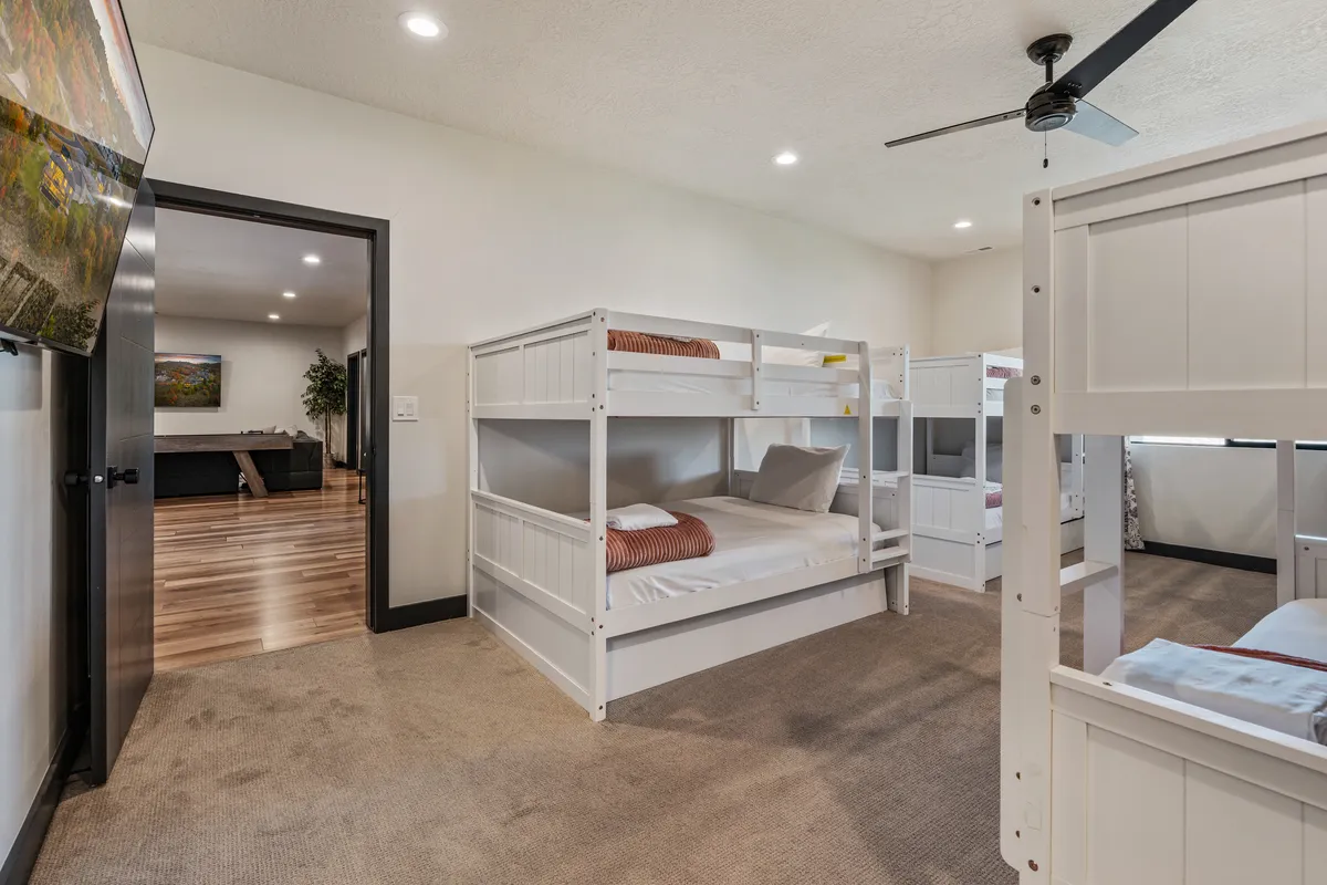 Bunk Bedroom 2 image