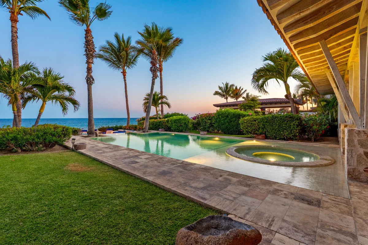 Wander Cabo Panorama #18