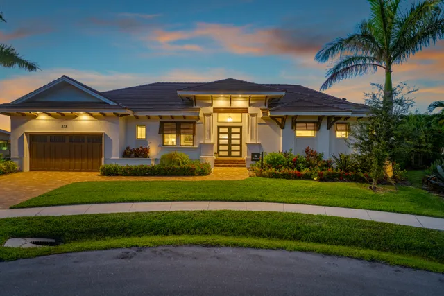 Wander Marco Island Villa property photo 3