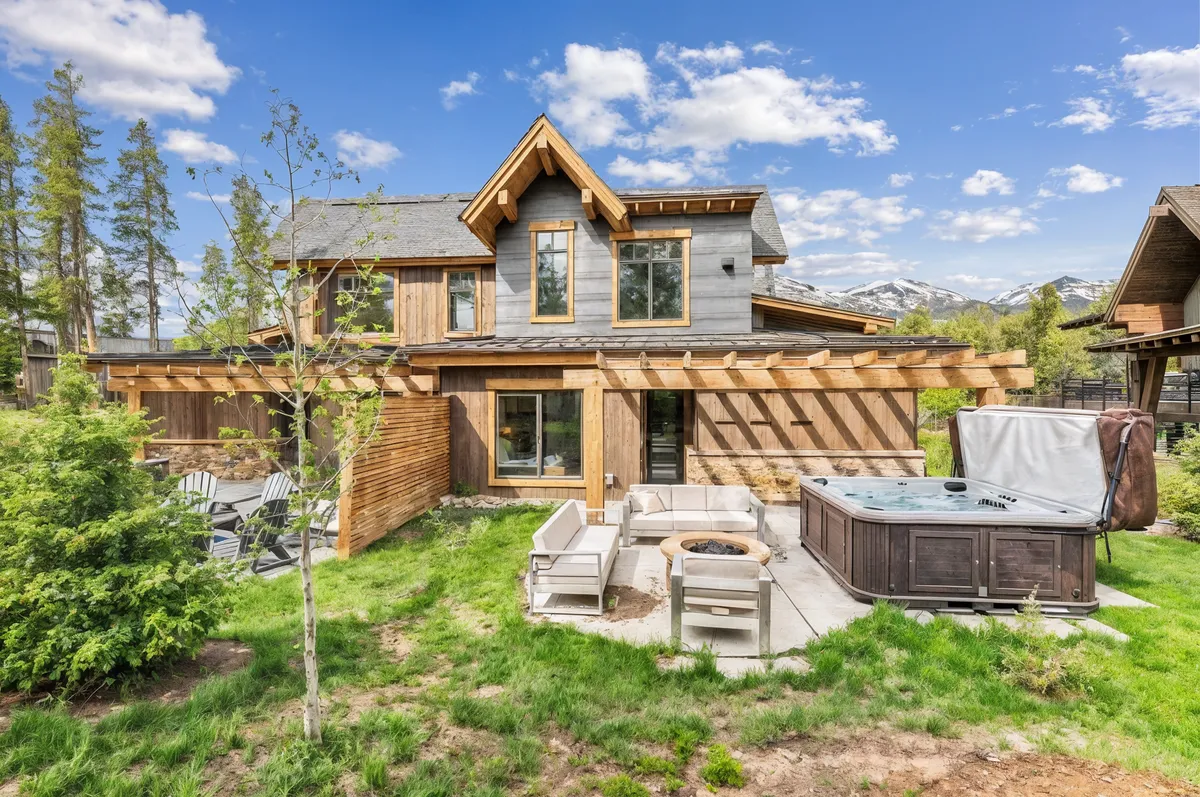 Wander Breckenridge Chateau