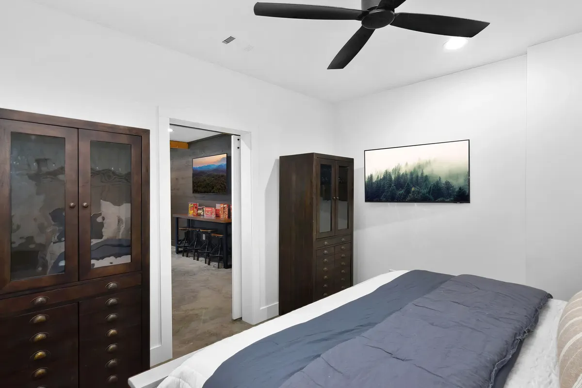 Bedroom 4 image