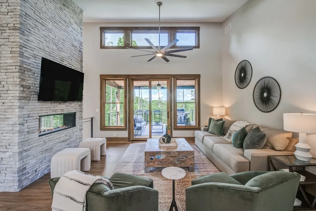 Wander Blue Ridge Grace