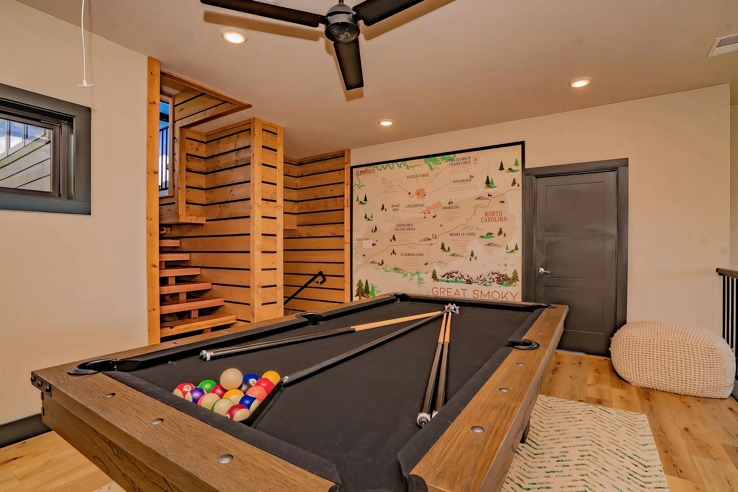 Wander Smoky Panorama #22