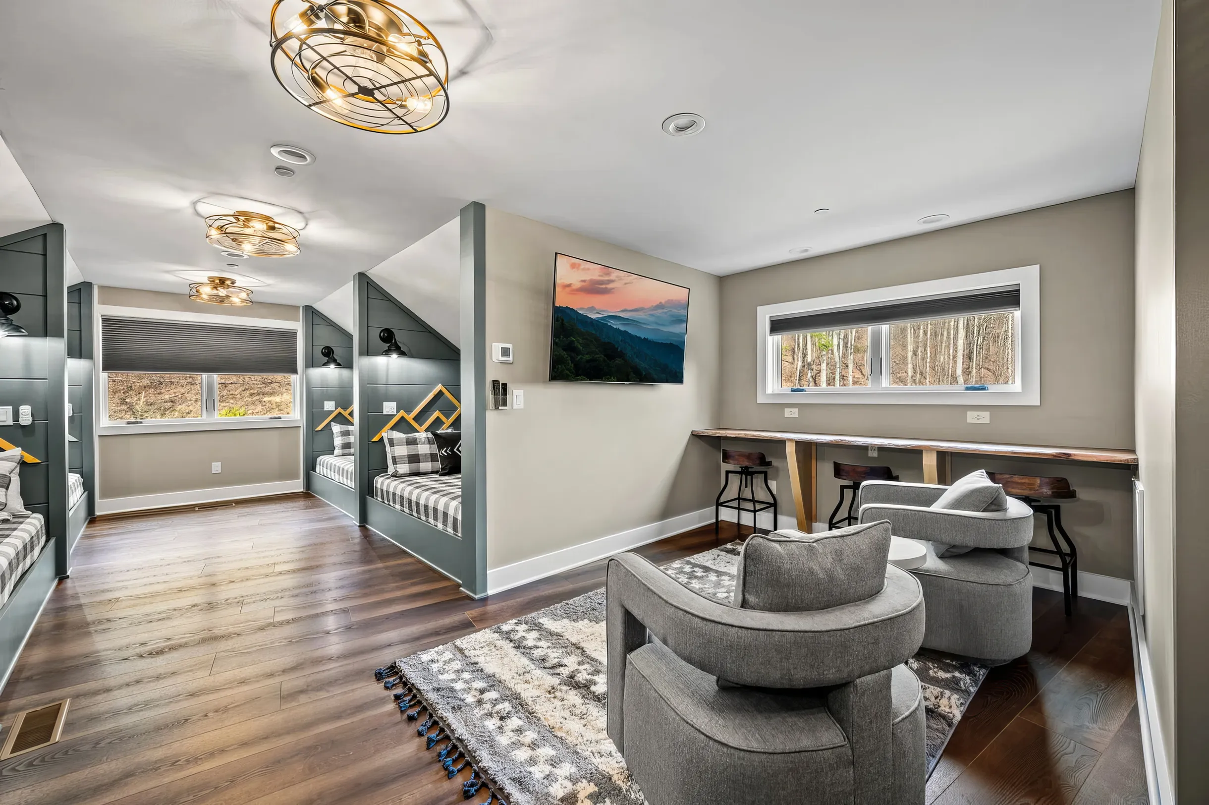 Wander Smoky Heights #52