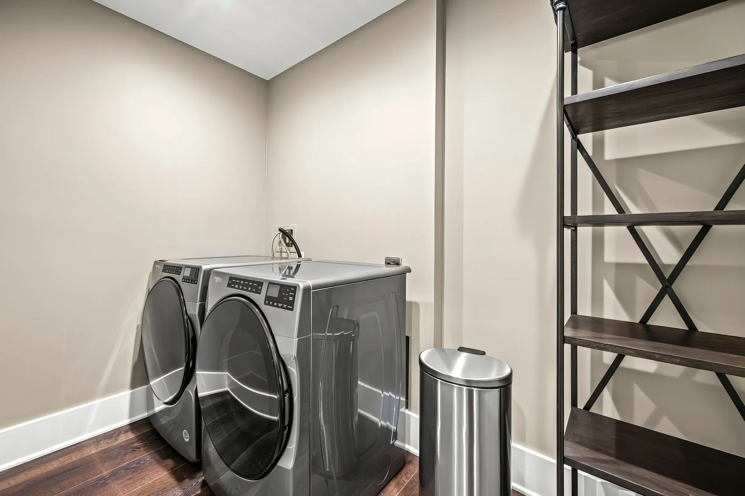 Wander Smoky Heights #24