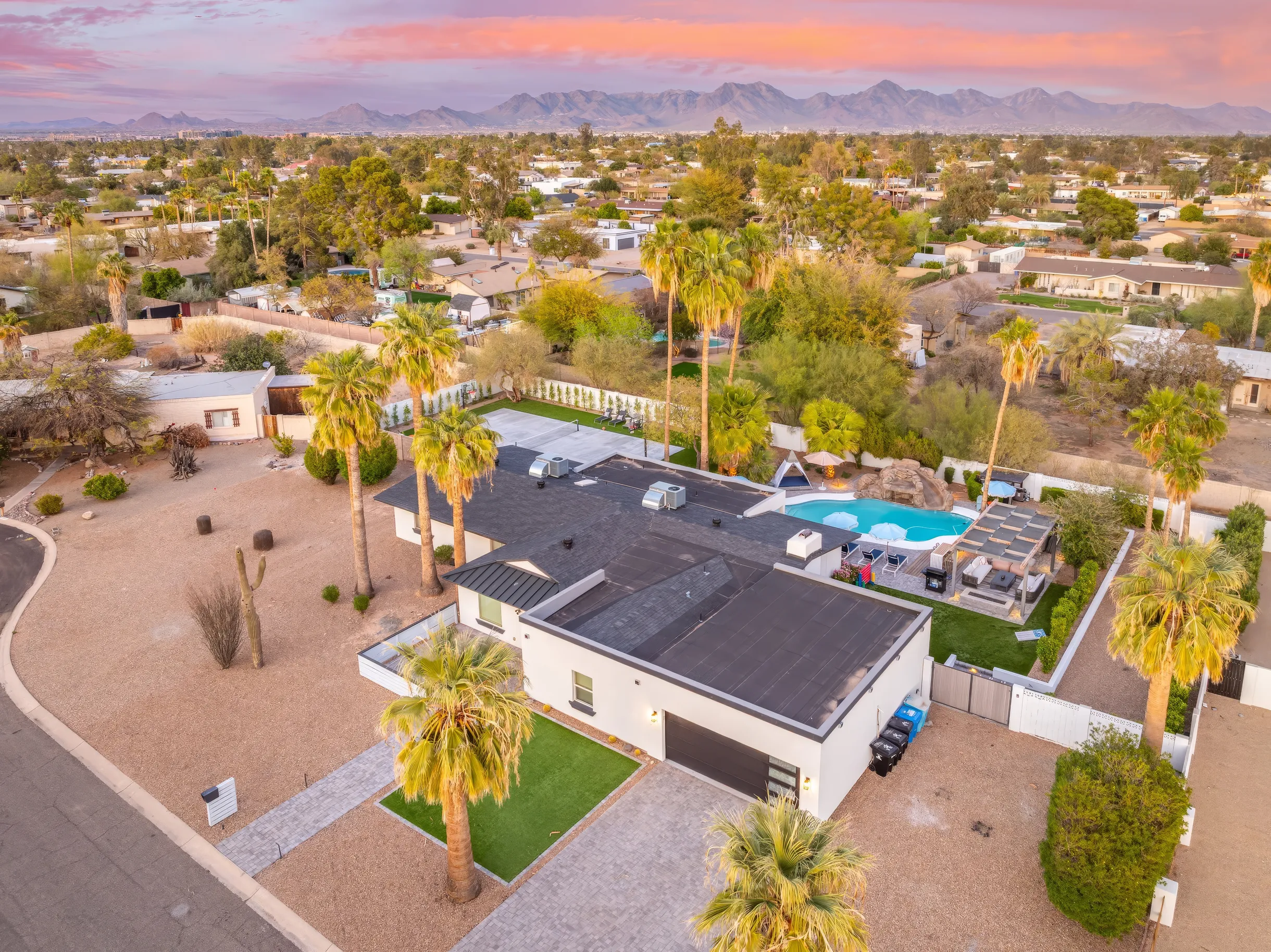 Wander Scottsdale Tropic