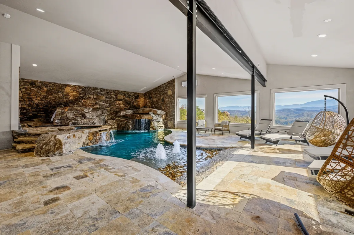 Wander Smoky Bluff #57