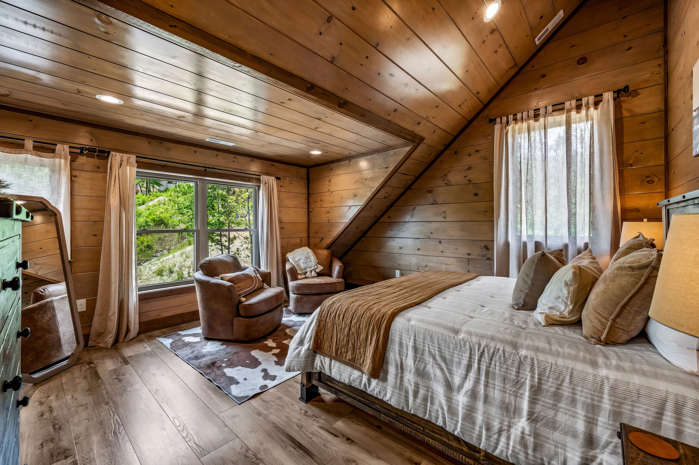 Wander Smoky Lodge #9