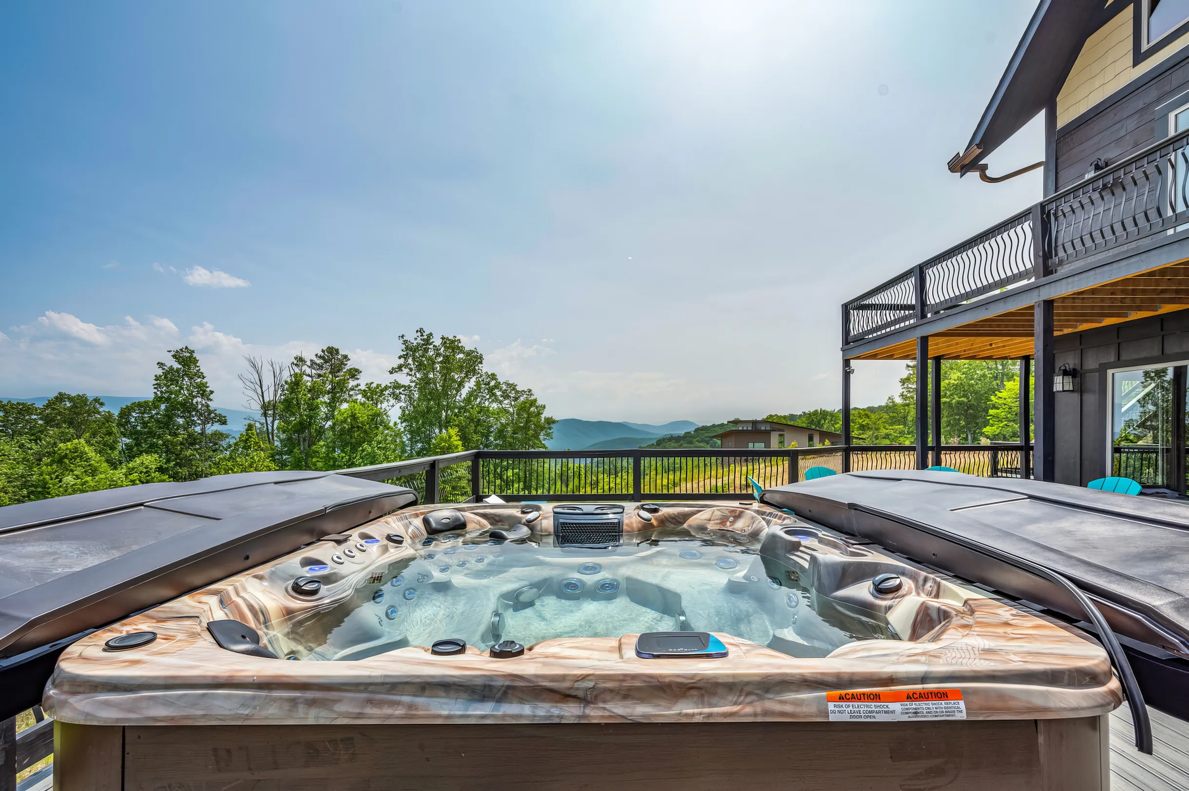 Wander Smoky Lodge #40