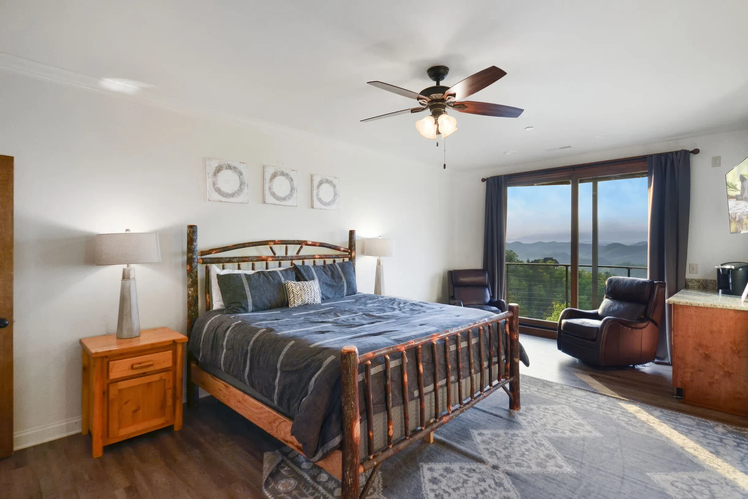 Wander Smoky Bluff #20