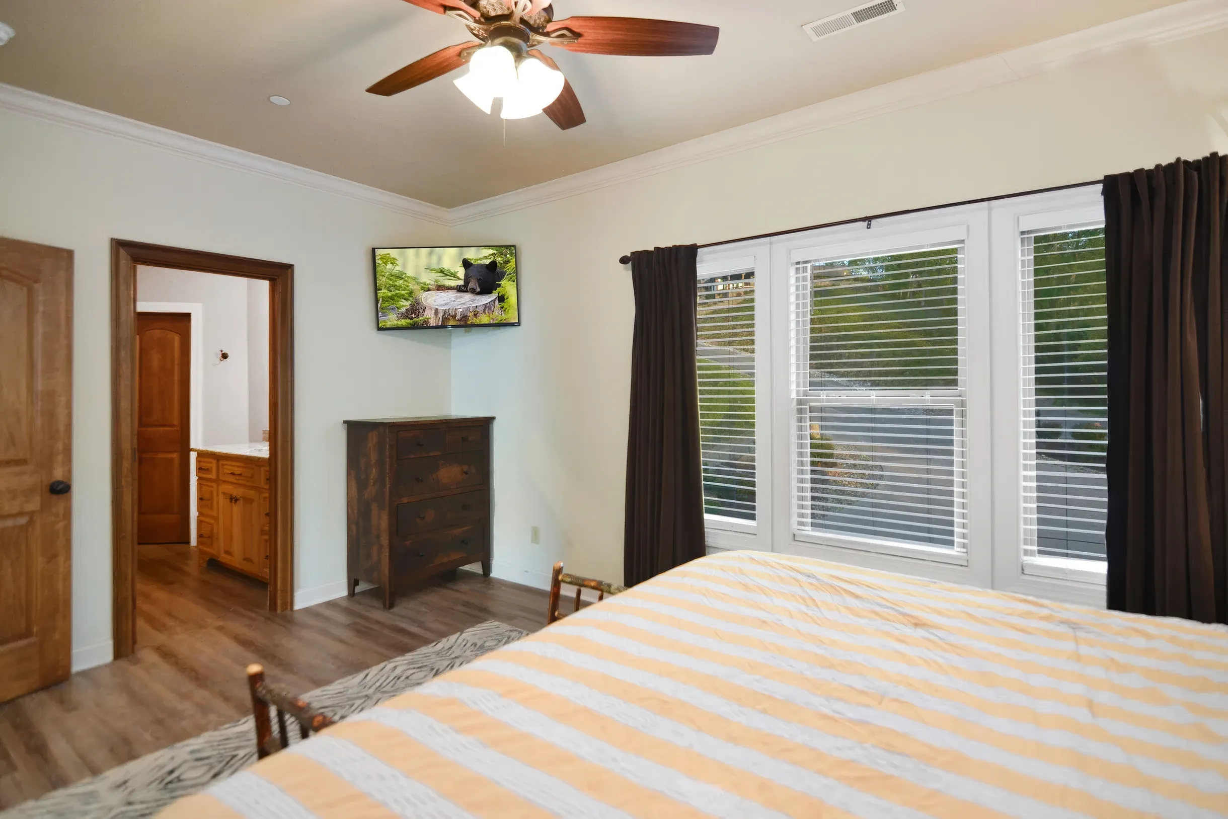 Wander Smoky Bluff #22