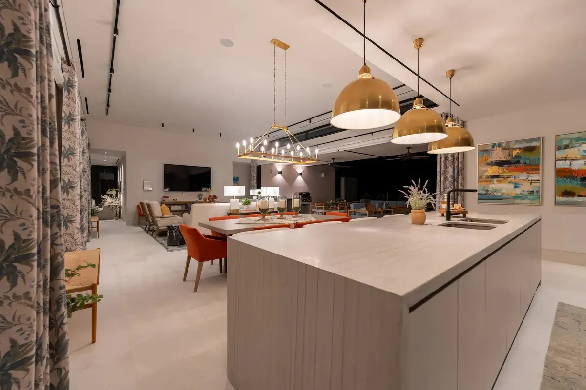 Wander Querencia Modern