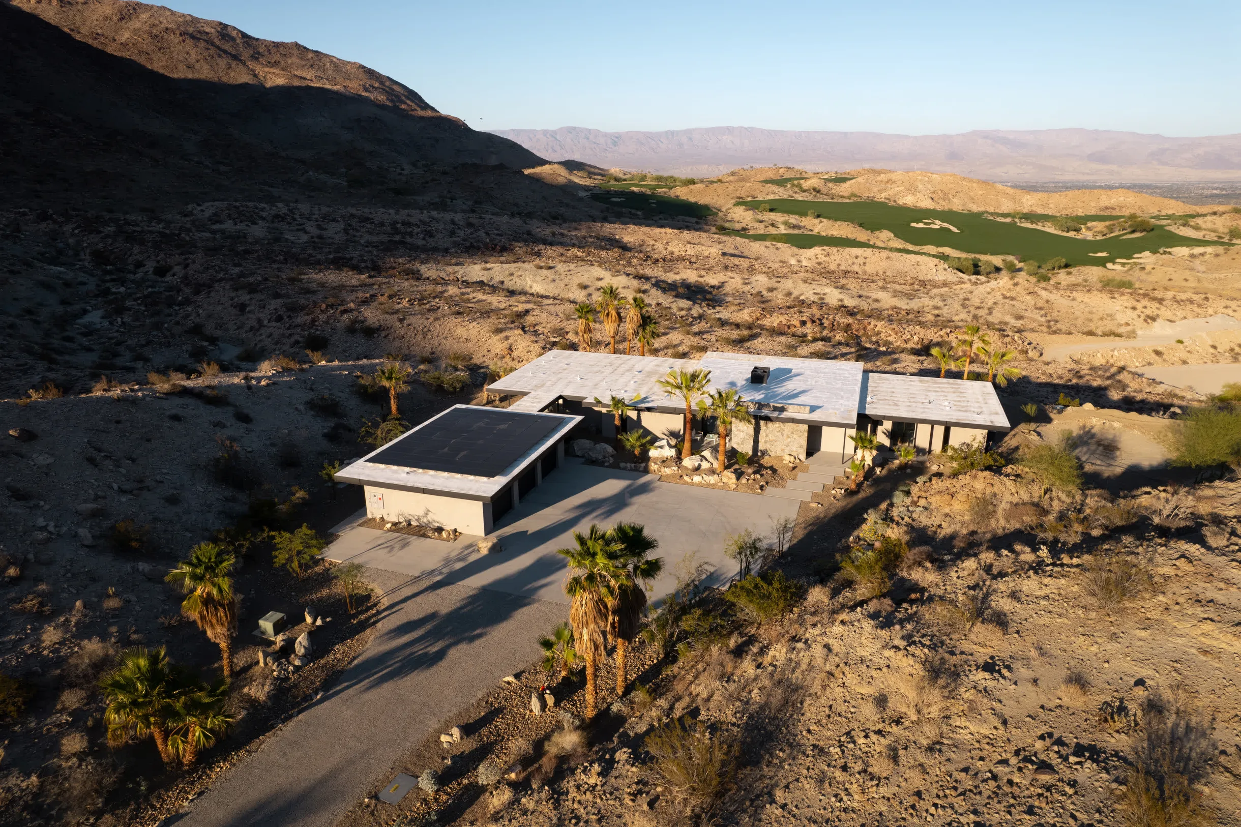 Wander Palm Desert Oasis #60