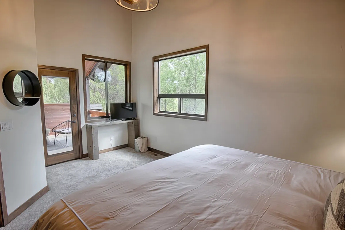 Wander Show Low Retreat #28