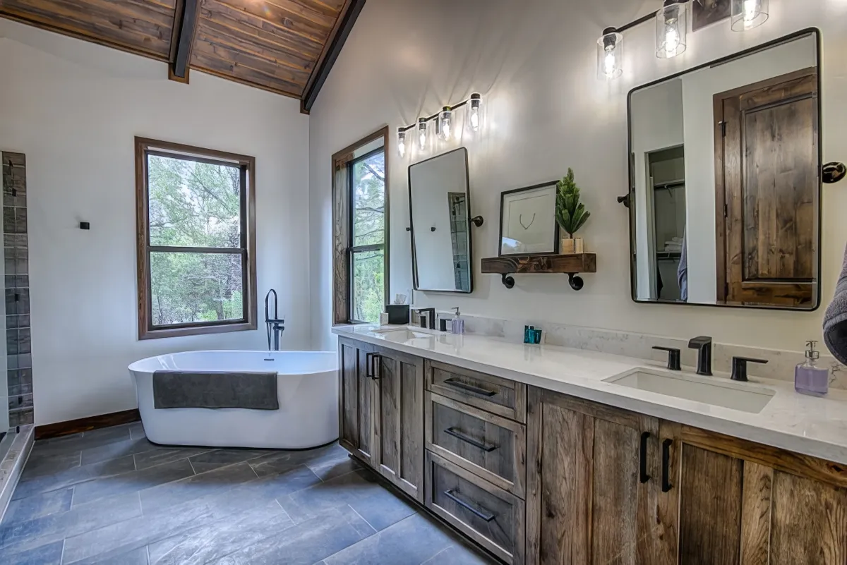 Wander Show Low Retreat #16