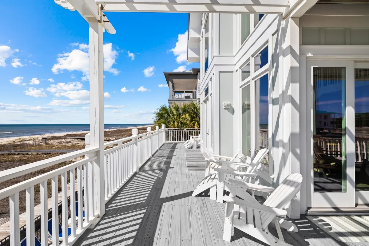 Wander St. George Island Serenity