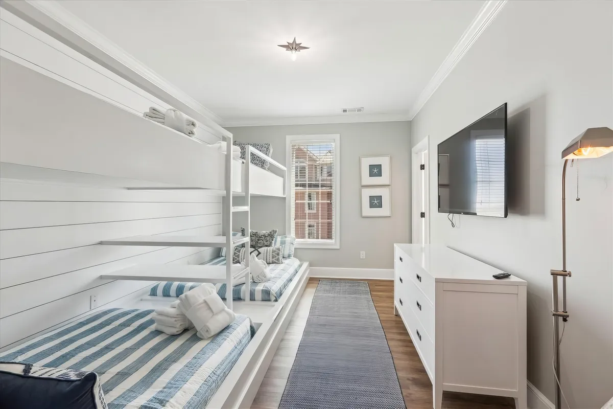 Bedroom 6 image