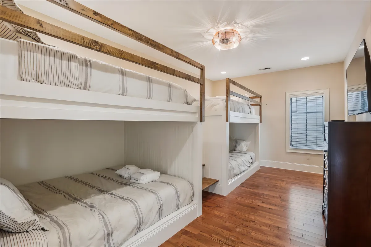 Bedroom 6 image