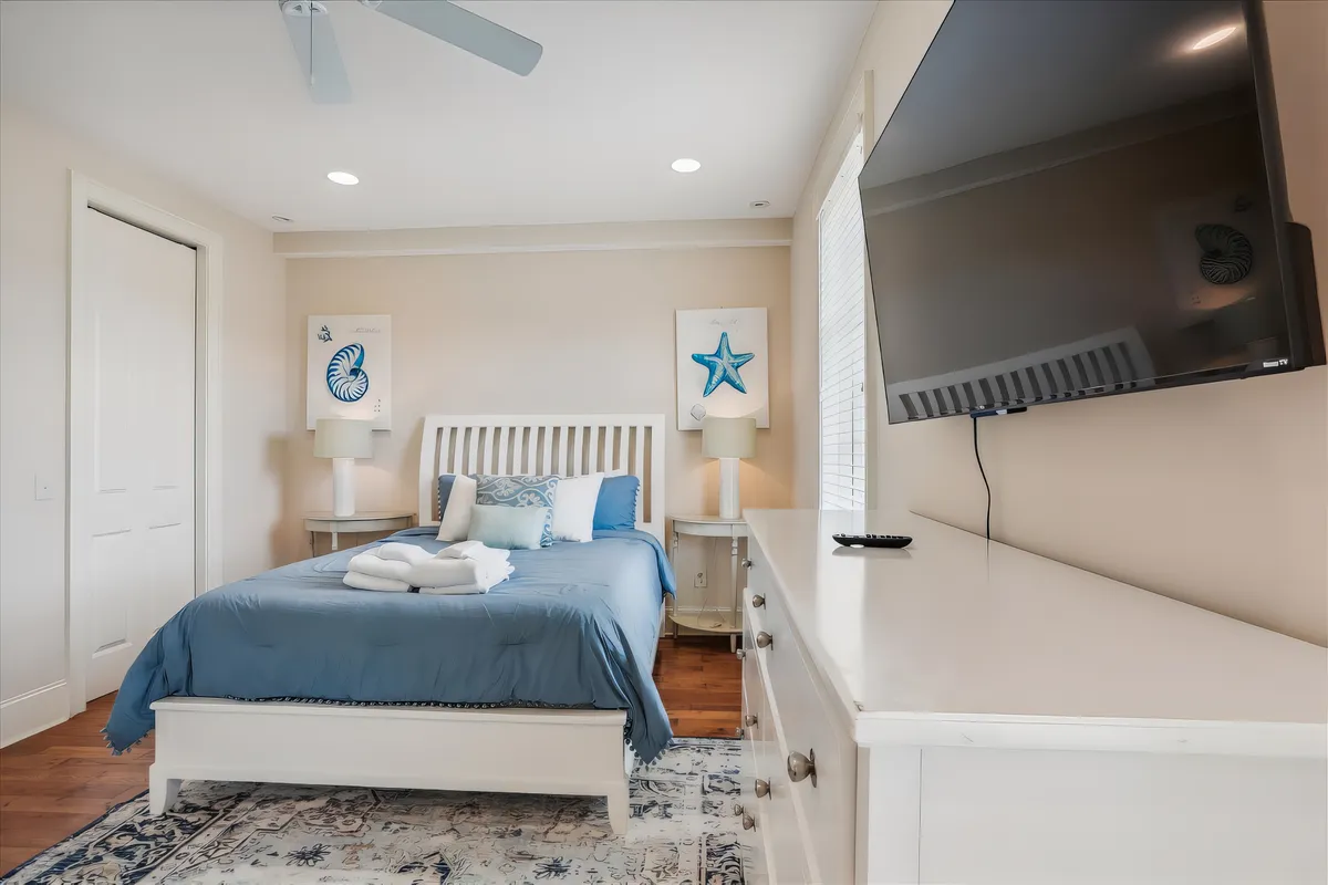 Bedroom 4 image