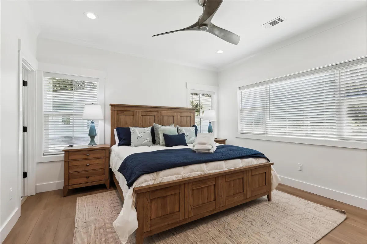 Bedroom 5 image
